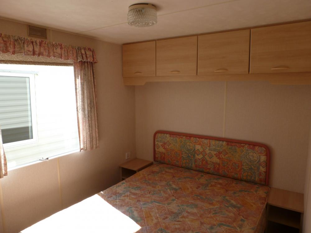 Atlas Moonstone 35x12 8 bedroom 8 berth model