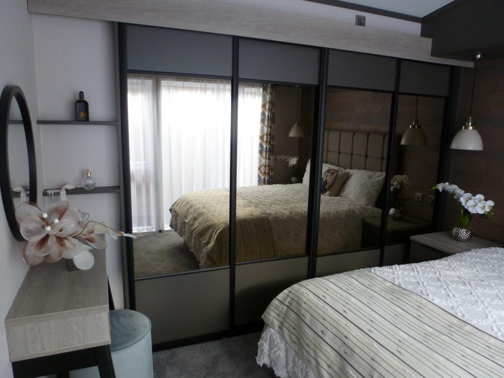 Victory Lakewood Lodge 42x14 2 bedroom model